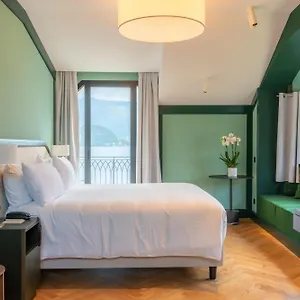 Casa Du Lac, By R Collection **** Varenna